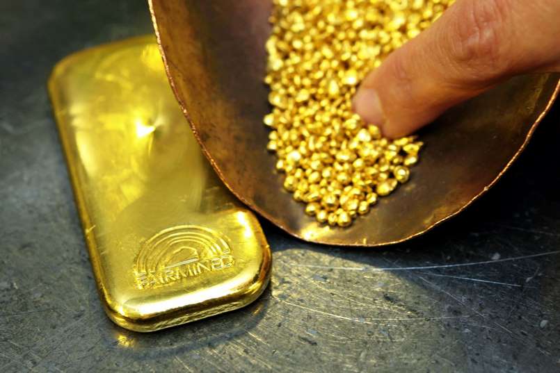 Mua vàng tích trữ nên hay không? Kinh nghiệm mua bán vàng hiệu quả